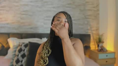 Snapshot of anneth__m chatting on May 29, 7:45 pm Anneth online show from May 29, 7:45 pm