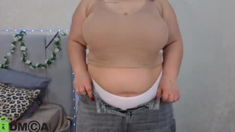 Snapshot of annette_nelsone chatting on May 7, 12:49 am annette_nelsone online show from May 7, 12:49 am