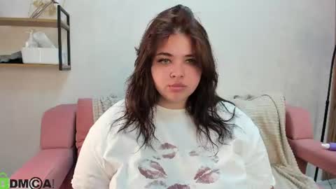 Snapshot of annette_nelsone chatting on June 28, 1:00 am annette_nelsone online show from June 28, 1:00 am