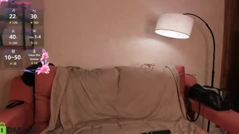Snapshot of annette_nelsone chatting on June 29, 1:01 am annette_nelsone online show from June 29, 1:01 am