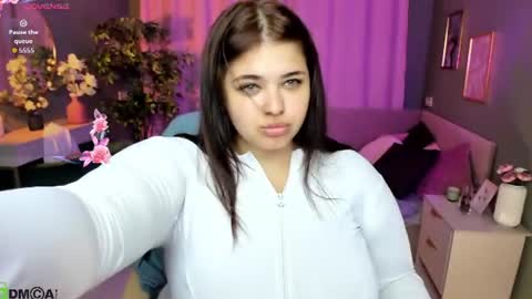 Snapshot of annette_nelsone chatting on August 3, 12:53 am annette_nelsone online show from August 3, 12:53 am