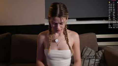 Anne online show from May 6, 8:03 pm