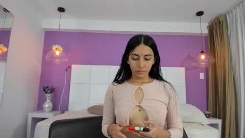 Snapshot of annhouston_ chatting on October 31, 1:45 pm Ann online show from October 31, 1:45 pm