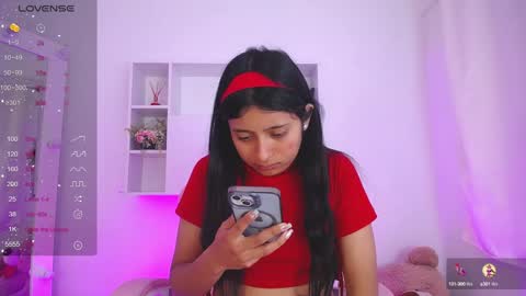 Anni online show from December 11, 2:54 pm