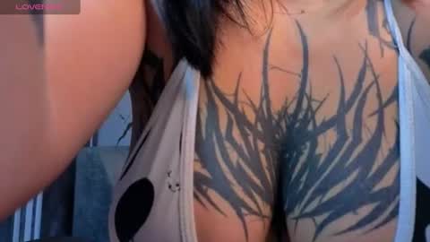 Snapshot of anni_acker_b chatting on June 17, 12:50 pm Anni acker b online show from June 17, 12:50 pm