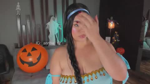 annie_barozzi online show from October 31, 2:51 pm