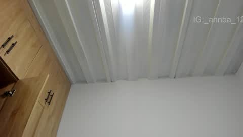 annie_barozzi online show from February 21, 10:38 am