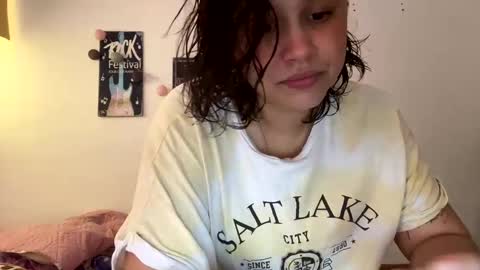 Annie  online show from January 10, 8:04 pm