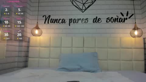 annie_cute18 online show from November 6, 10:05 am