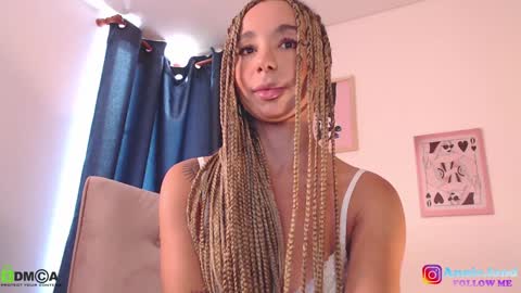 Annie online show from December 11, 2:33 pm