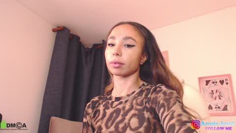 Annie online show from January 29, 10:27 am