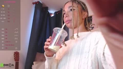 Annie online show from September 14, 10:31 pm