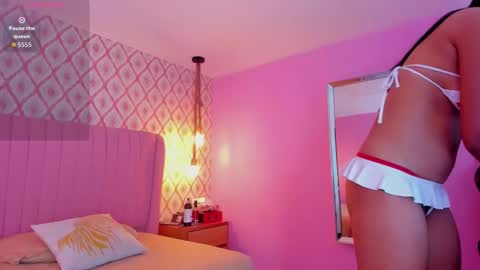 Snapshot of annie_palmer4 chatting on September 13, 12:38 pm I S A B E L online show from September 13, 12:38 pm