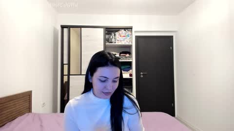 Annie online show from December 16, 6:35 pm