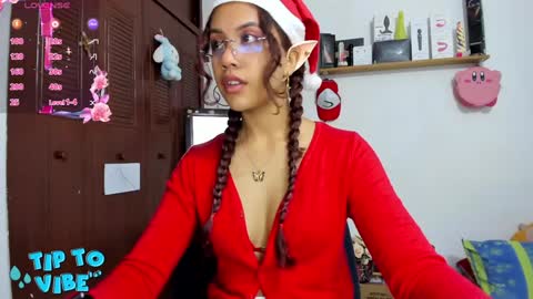 Annie cottan  online show from December 11, 6:47 am