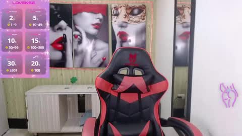 Anniee online show from January 18, 11:43 am