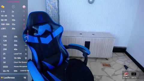 Anniee online show from December 4, 4:59 pm