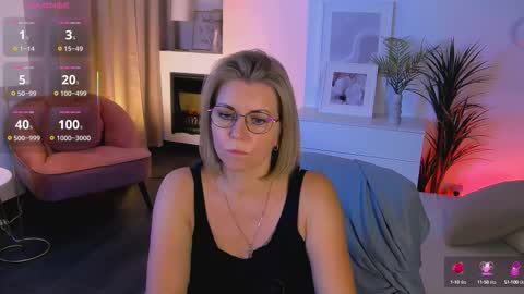 Annie online show from October 6, 5:49 am