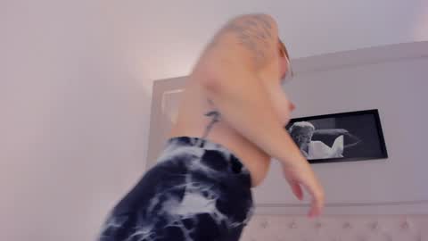 Snapshot of anniemartinezz chatting on February 7, 11:56 am Annie online show from February 7, 11:56 am