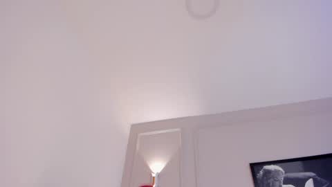 Snapshot of anniemartinezz chatting on February 8, 3:00 pm Annie online show from February 8, 3:00 pm