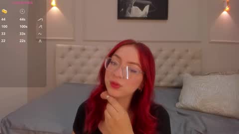 Snapshot of anniemartinezz chatting on September 13, 12:05 pm Annie online show from September 13, 12:05 pm