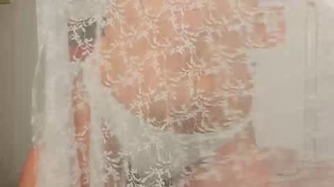 annietinky online show from November 5, 5:07 am