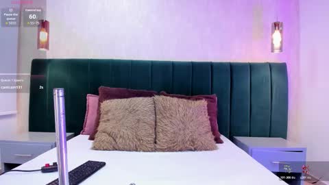 Snapshot of anniie_clarkson chatting on November 22, 6:29 pm ANNIE online show from November 22, 6:29 pm