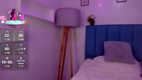 Annie Evans  online show from December 16, 3:50 pm