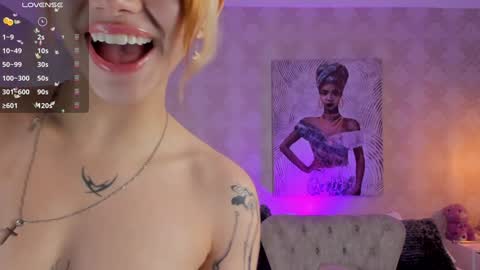 Snapshot of anniita_ chatting on January 11, 9:57 am VIVIANNA online show from January 11, 9:57 am