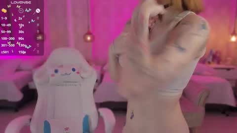 Snapshot of anniita_ chatting on February 20, 10:05 am VIVIANNA online show from February 20, 10:05 am