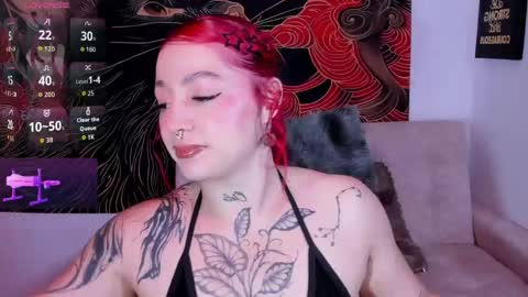 Snapshot of annika_03 chatting on May 12, 11:07 am Gise. online show from May 12, 11:07 am