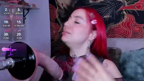 Snapshot of annika_03 chatting on May 13, 4:54 am Gise. online show from May 13, 4:54 am