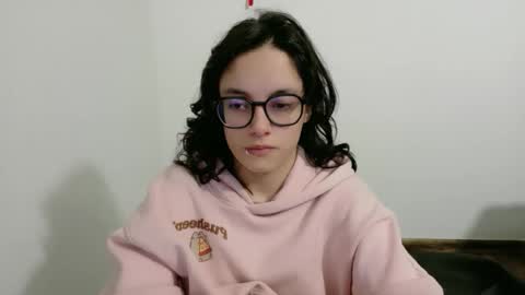 Snapshot of annittaprincess chatting on May 24, 1:43 am Gaby 3 online show from May 24, 1:43 am