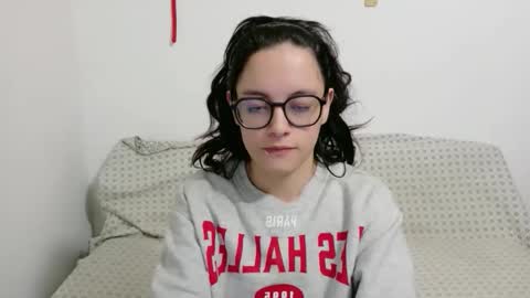 Snapshot of annittaprincess chatting on June 10, 12:11 am Gaby 3 online show from June 10, 12:11 am