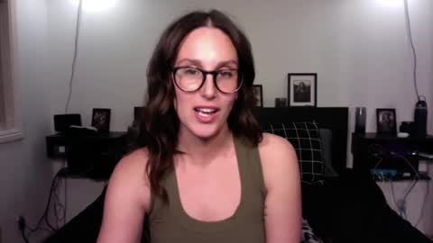 Ann online show from December 18, 3:34 am