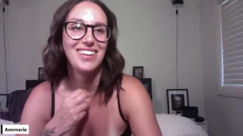 Snapshot of annmarieferrara chatting on June 19, 7:50 pm Ann online show from June 19, 7:50 pm