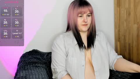 Ann online show from January 24, 1:57 pm