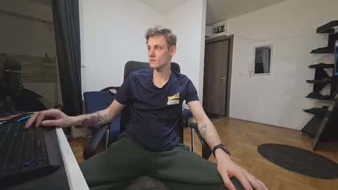    online show from November 19, 7:03 pm