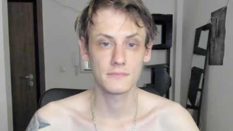    online show from February 7, 7:28 pm