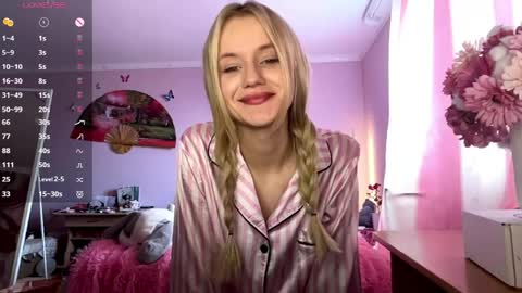 Snapshot of annrosy chatting on May 30, 7:49 am Hello my name is Kate online show from May 30, 7:49 am