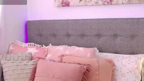 Snapshot of anntonellalee chatting on May 26, 6:04 pm Antonella Lee online show from May 26, 6:04 pm