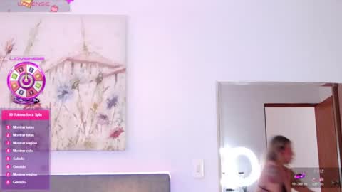 Snapshot of anntonellalee chatting on June 13, 6:50 pm Antonella Lee online show from June 13, 6:50 pm