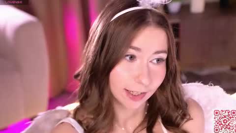 Snapshot of annuetta chatting on June 20, 8:06 am Annuetta online show from June 20, 8:06 am