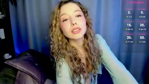 Snapshot of annvegga chatting on June 17, 5:14 pm Ann online show from June 17, 5:14 pm