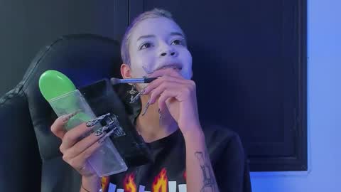 Anny online show from November 28, 4:48 am