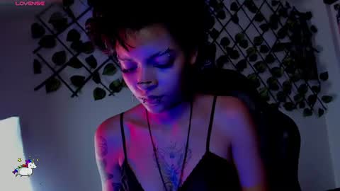 Snapshot of anny_kiitty_ chatting on July 18, 1:54 am Anny online show from July 18, 1:54 am