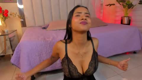 Snapshot of anny_kiut chatting on May 23, 12:09 pm ANNY online show from May 23, 12:09 pm