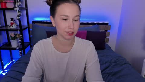 Snapshot of anny_limis chatting on December 31, 8:04 am Anna online show from December 31, 8:04 am