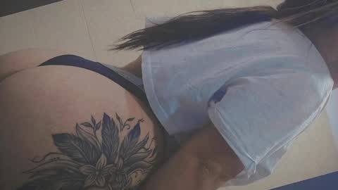 Snapshot of anny_louis chatting on December 30, 7:15 am ANNY LOUIS online show from December 30, 7:15 am