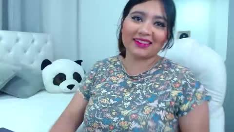 Snapshot of anny_louis chatting on February 15, 2:04 am ANNY LOUIS online show from February 15, 2:04 am